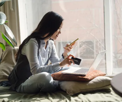 Holiday scams: How fraudsters exploit the shopping season and how to stay safe